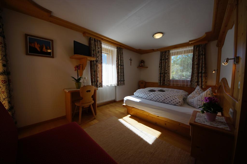 Chalet Frapes San Martino in Badia Room photo
