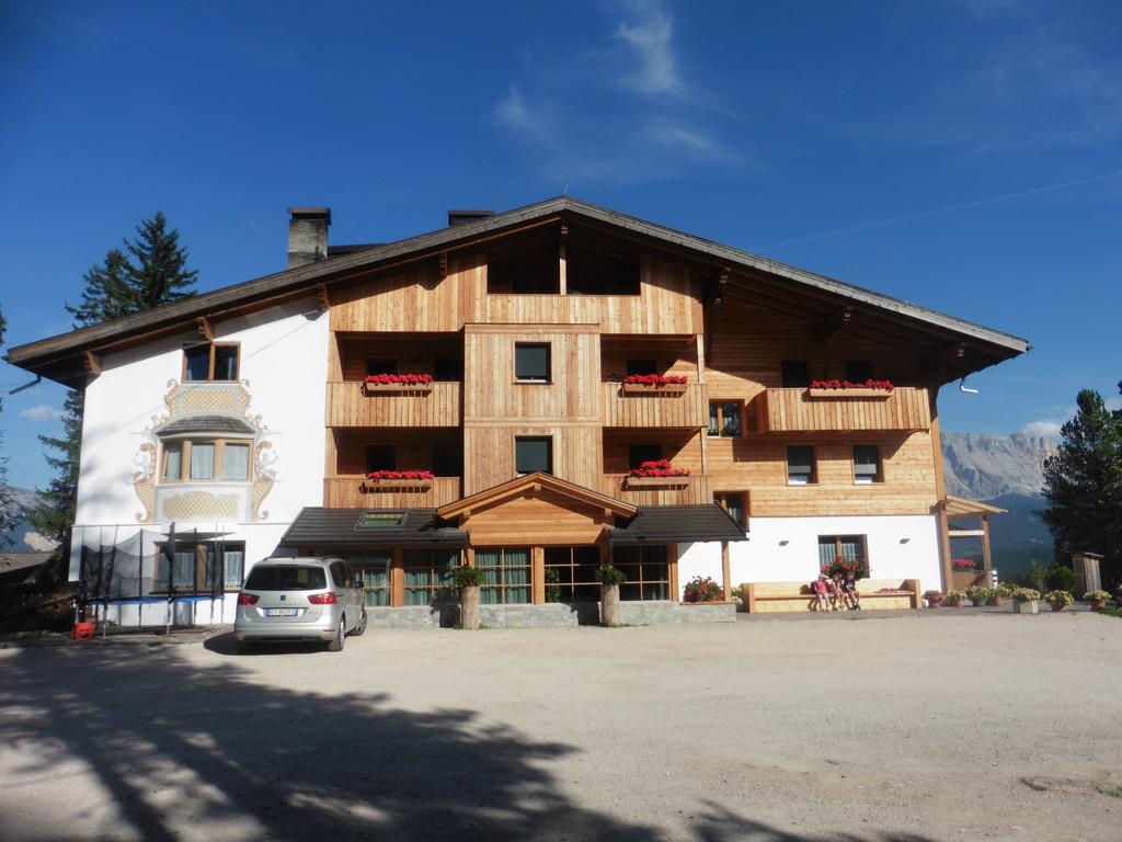Chalet Frapes San Martino in Badia Exterior photo